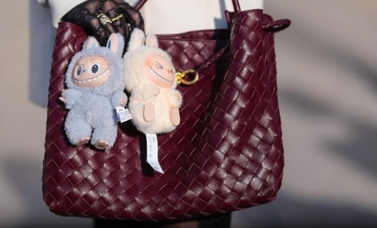 Original Labubu Doll – Unique Gift for Kids & Collectors