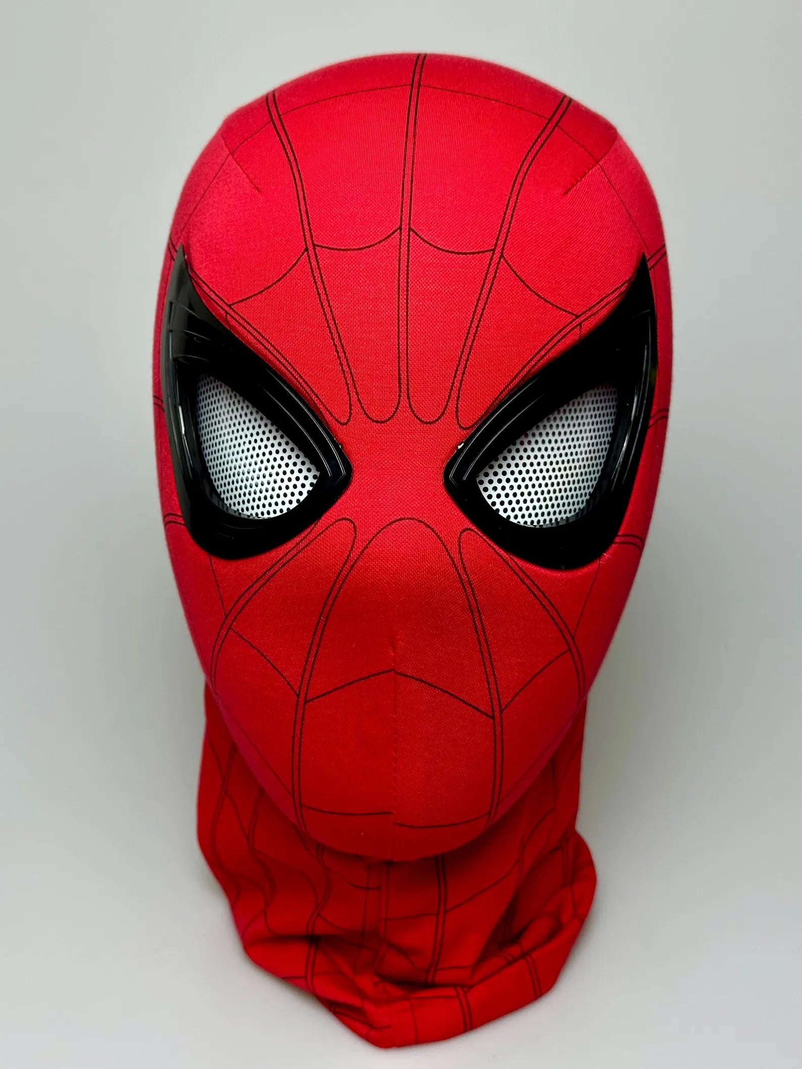 3D Spider Man Mask with Moving Eyes Jaw Motion Activated Blinking Eyelid Spider Man Cosplay Mask