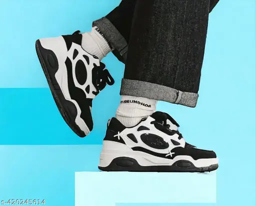 New ogiy black shoes