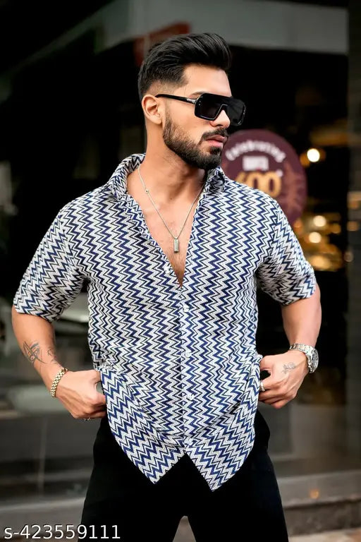 NAVY ZIG-ZAG STRIPED CROCHET SHIRT